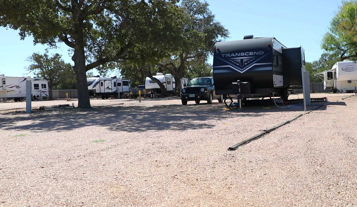 seven-lakes-rv-resort-camp-lake-buchanan-burnet-texas